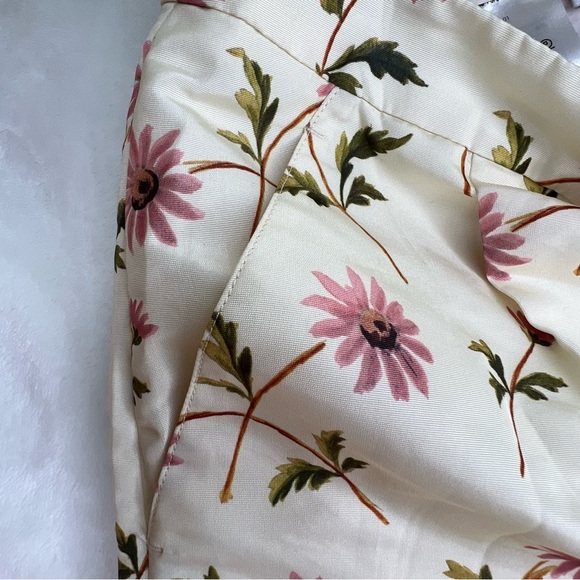 REDValentino Floral Daisy Faille Shorts Lace-Up Back IT 38 US 2/4 - Picture 5 of 7